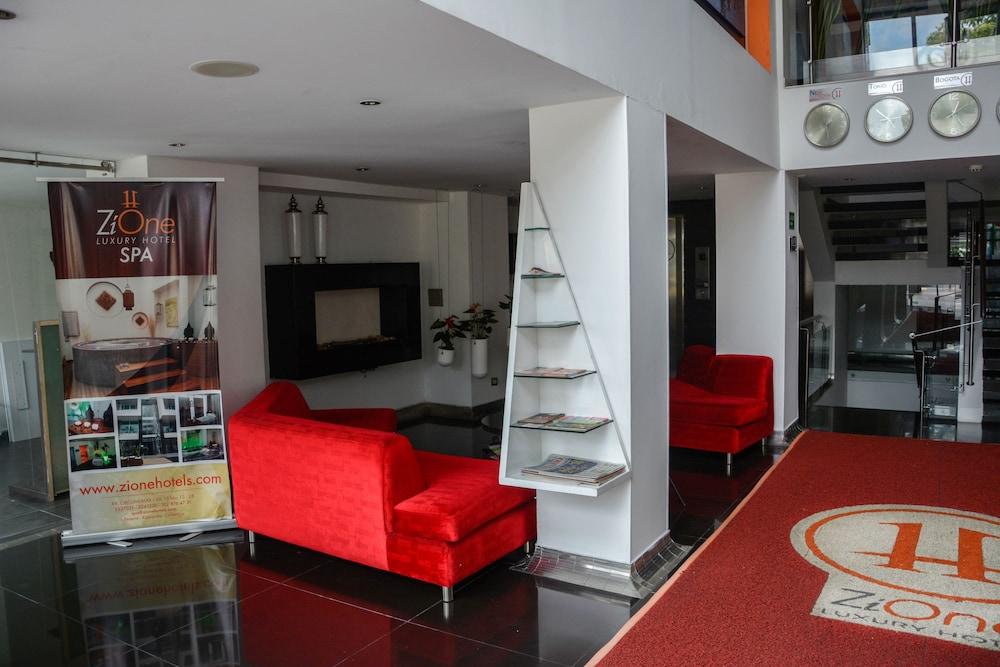 Zi One Luxury Hotel Pereira Exteriör bild