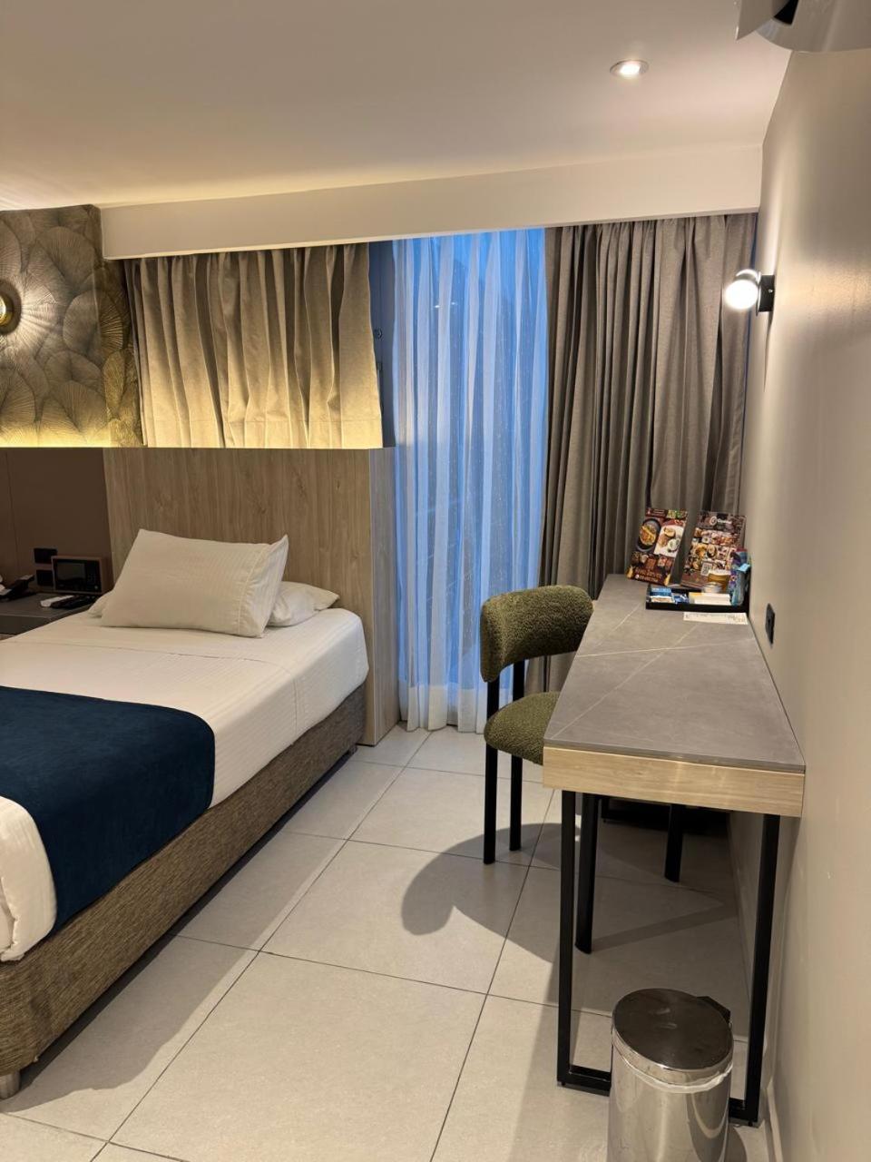 Zi One Luxury Hotel Pereira Exteriör bild