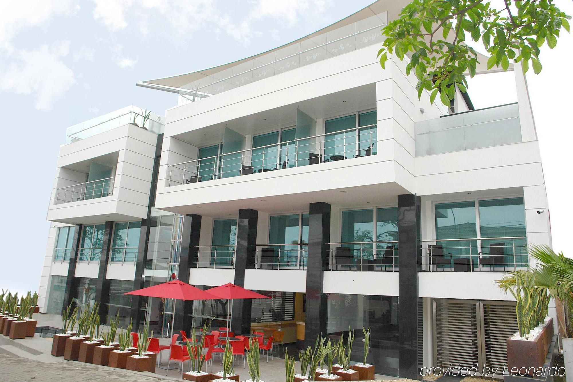 Zi One Luxury Hotel Pereira Exteriör bild