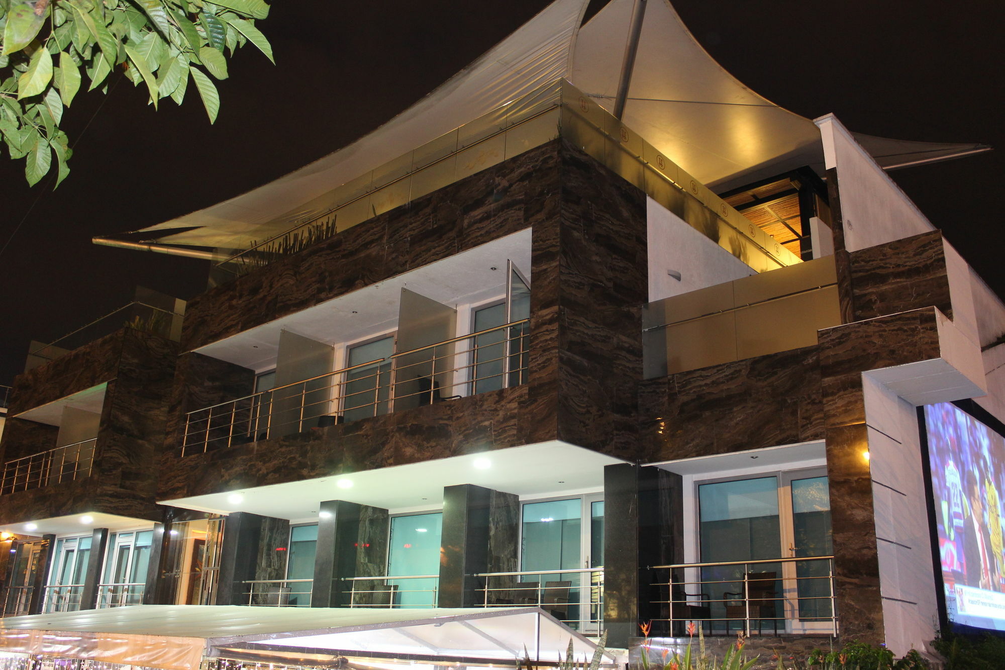 Zi One Luxury Hotel Pereira Exteriör bild